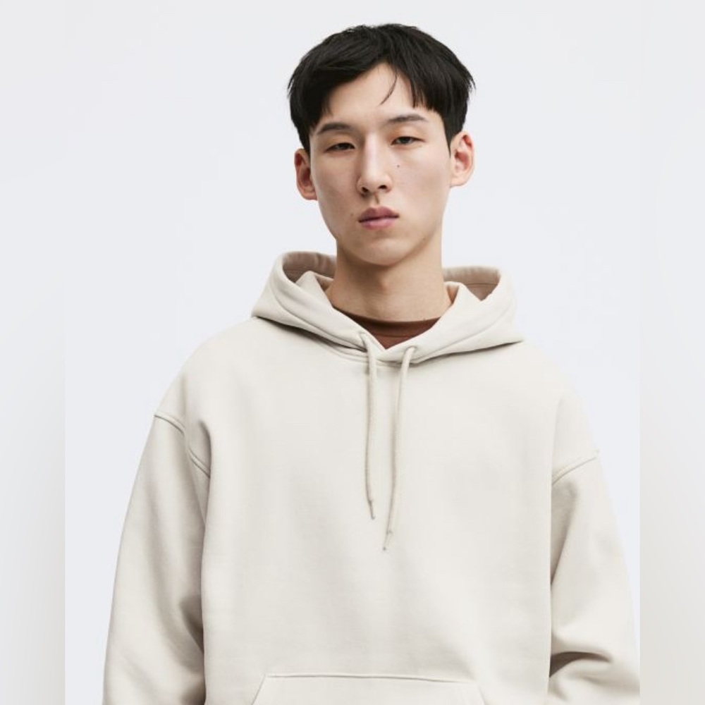 H&M MEN’S LOOSE FIT HOODIE - Picture 2 of 9